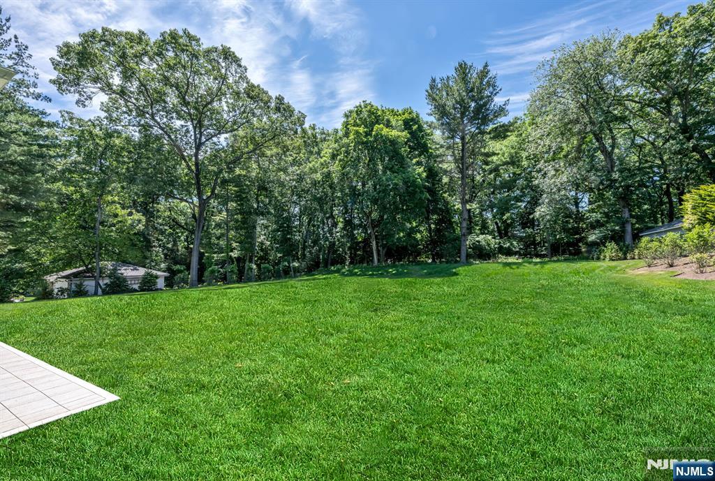 Homes for sale in Wyckoff, NJ | 520 Clinton Ave, Wyckoff, NJ 07481 | MLS# 26020674