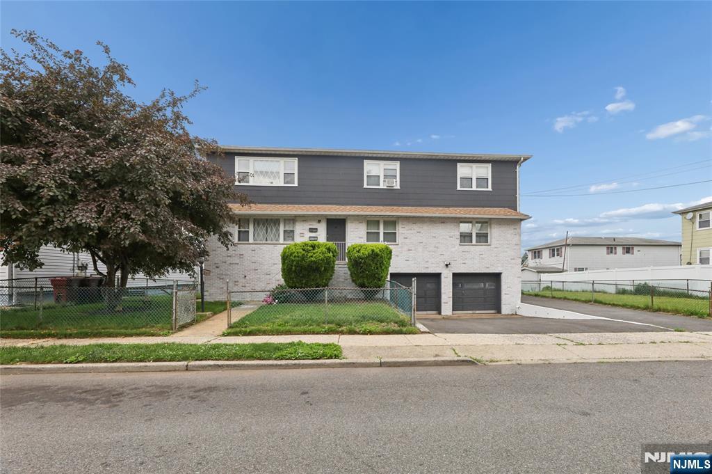 9 Memphis Avenue - Photo 2