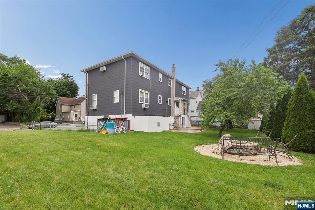 9 Memphis Avenue - Photo 3