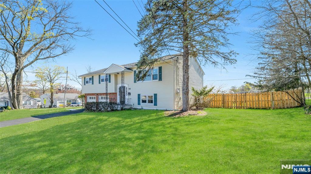 2nd image of 162 Grove Ave, Verona, NJ 07044 | MLS# 26020690