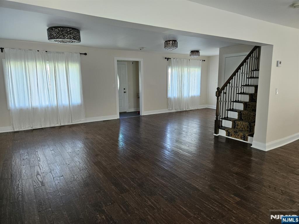131 Island Avenue - Photo 3