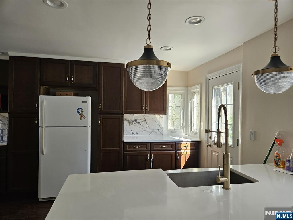 131 Island Avenue - Photo 5