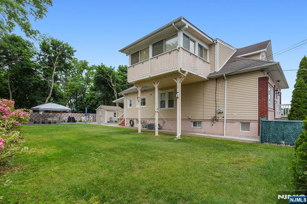 39 Chamberlain Avenue - Photo 3