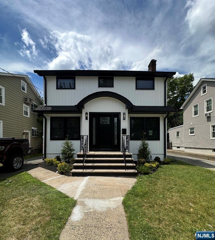 307 Hillside Avenue - Photo 1