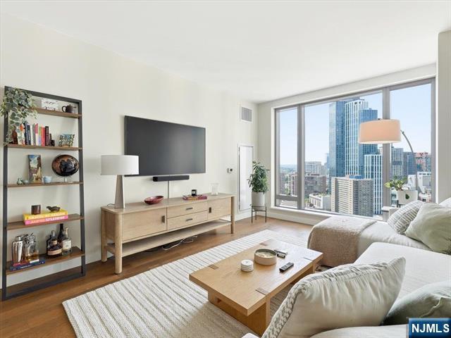 99 Hudson Street 2309
