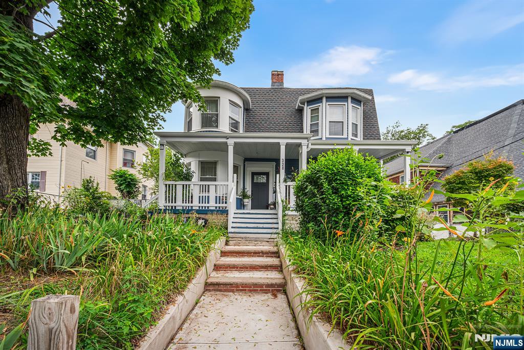 328 Springdale Avenue