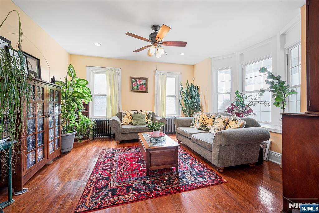 328 Springdale Avenue - Photo 4