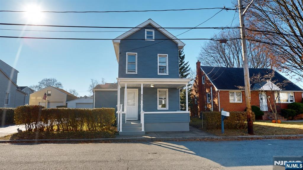 153 Knapp Avenue - Photo 2