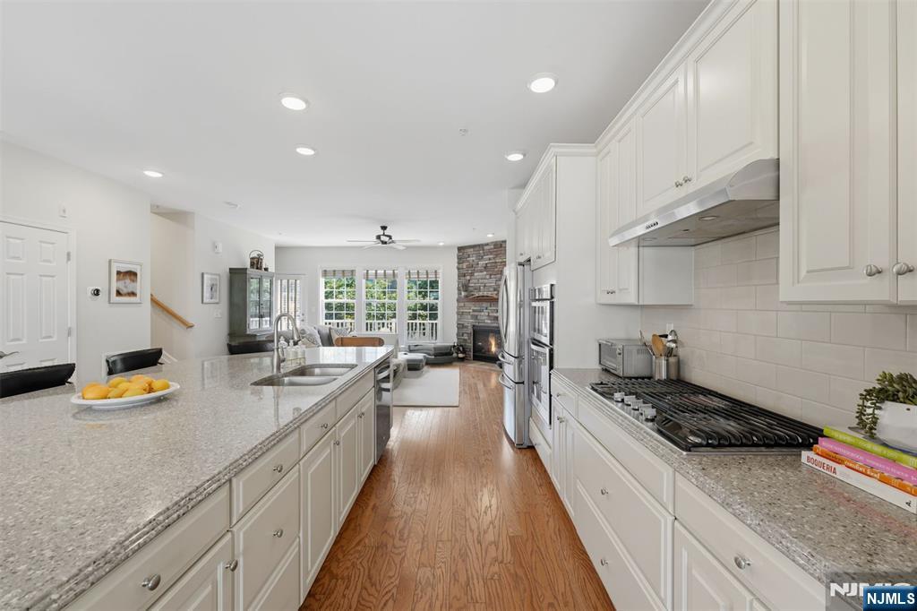 503 Laurel Lane - Photo 3