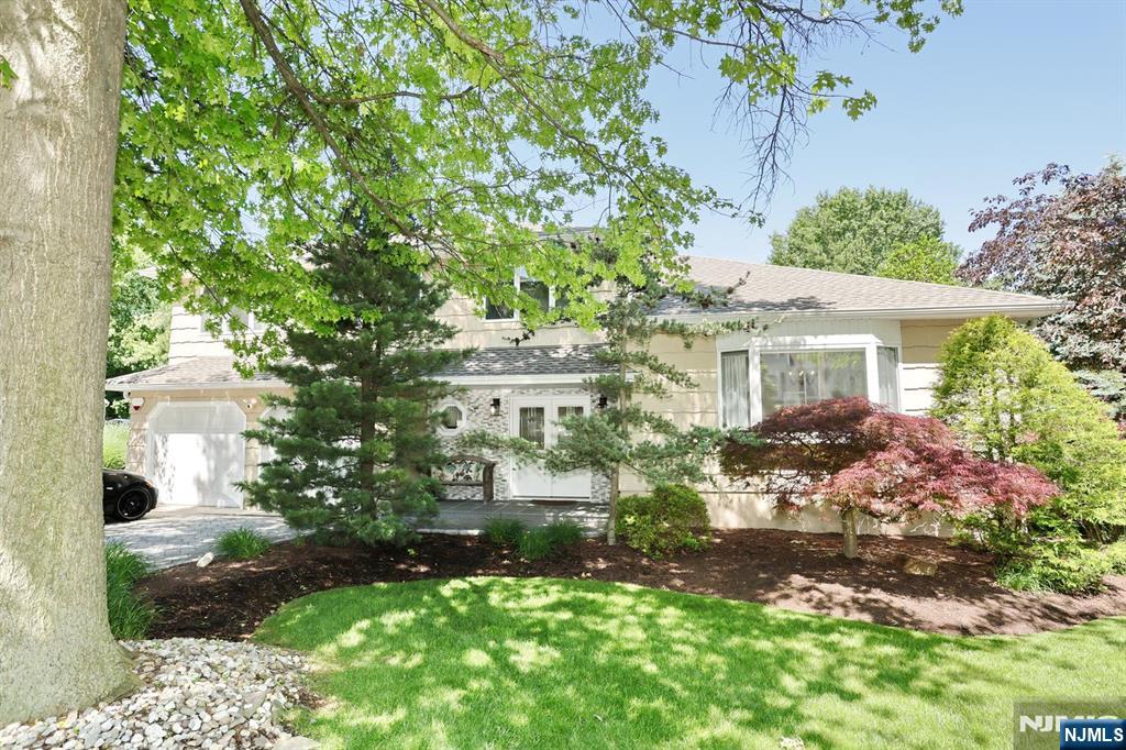 517 Pine Hill Road - Photo 1