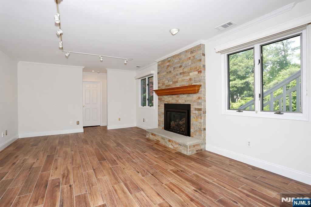 517 Pine Hill Road — photo 12