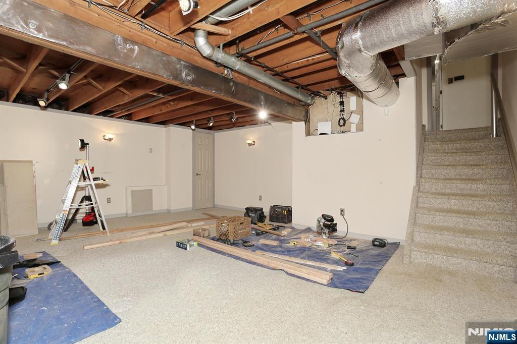 517 Pine Hill Road — photo 37