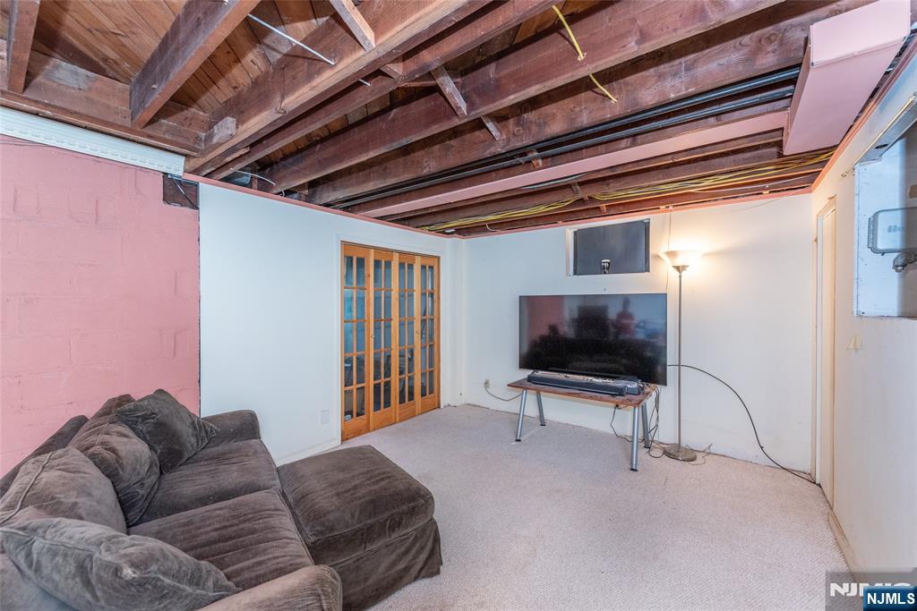 591 Highland Avenue