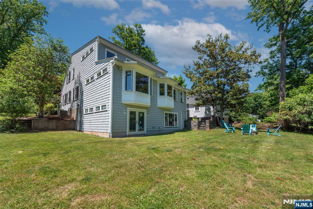 591 Highland Avenue