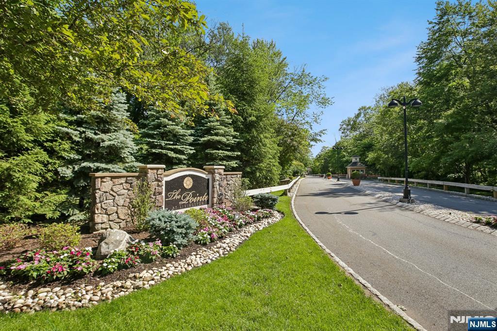 5211 Pointe Gate Drive - Photo 1