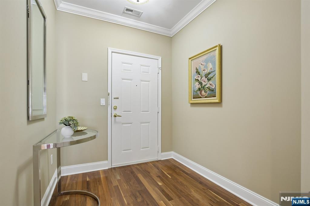 5211 Pointe Gate Drive - Photo 3