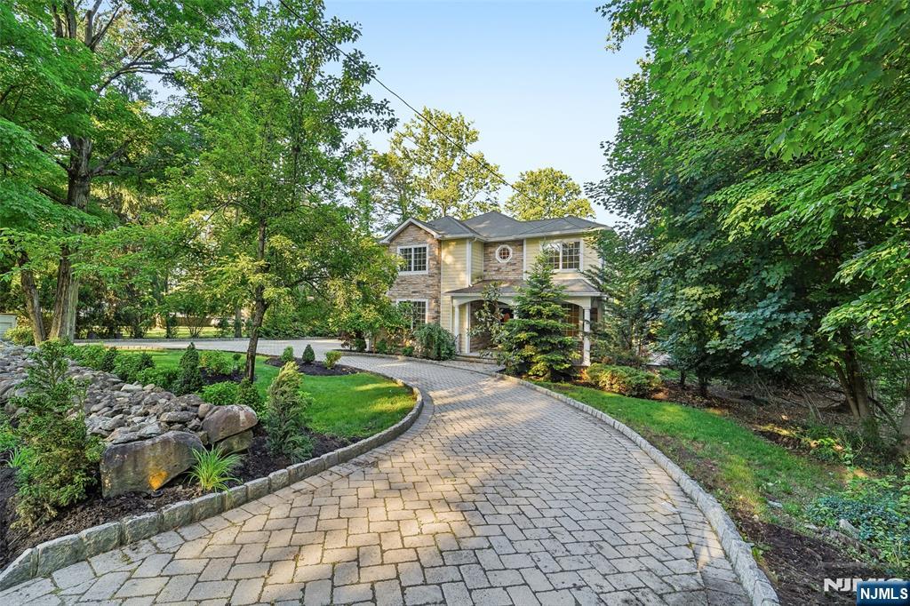 35 Franklin Turnpike - Photo 3