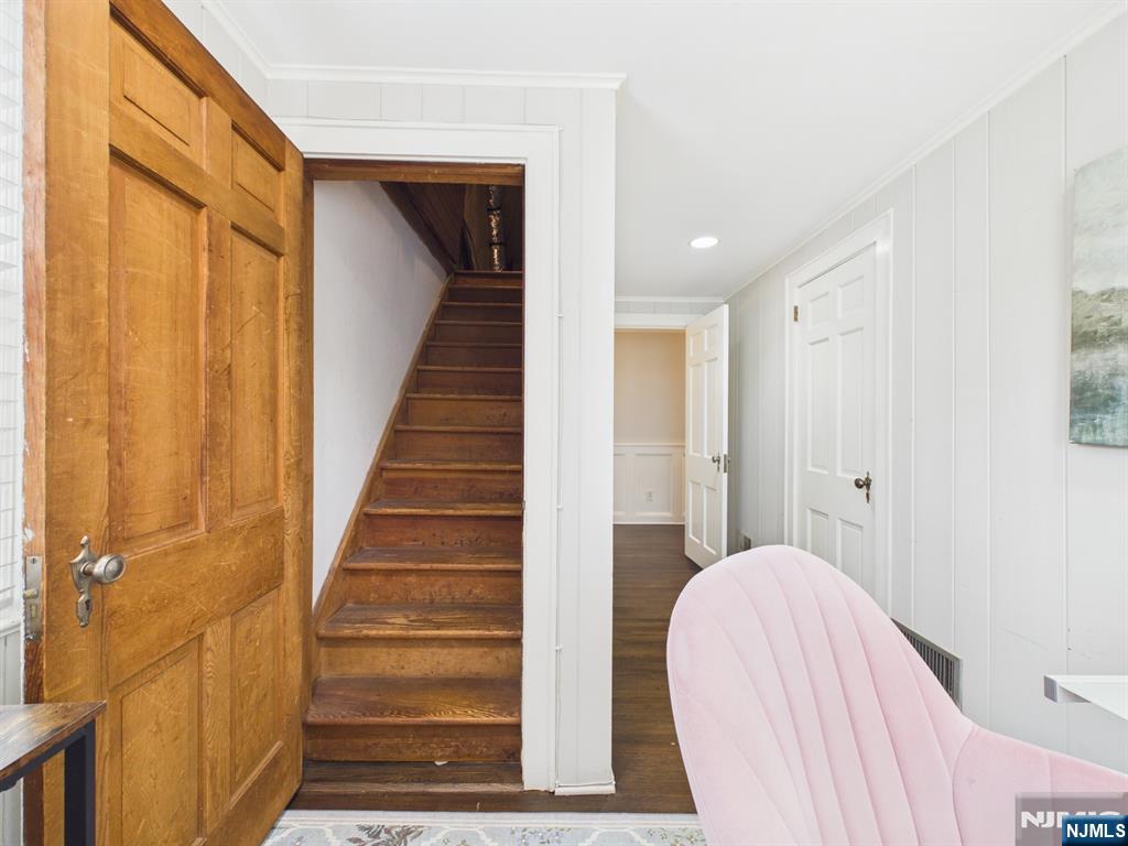 243 Hempstead Road — photo 30