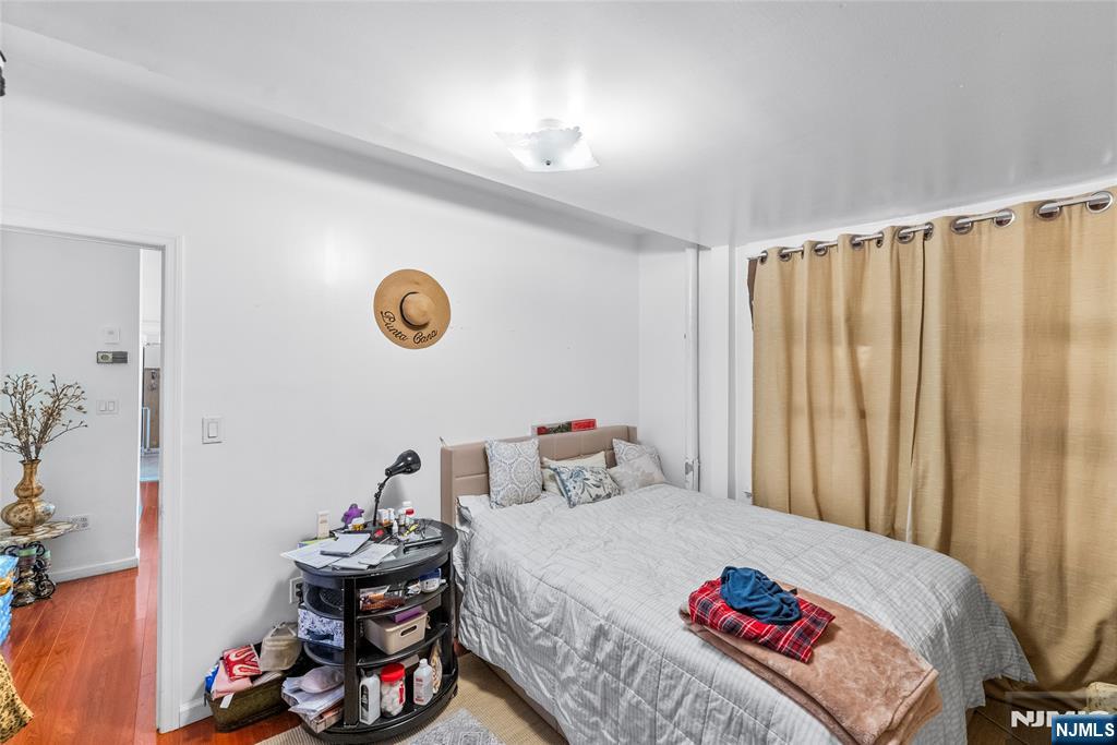 105 Bergen Avenue - Photo 5