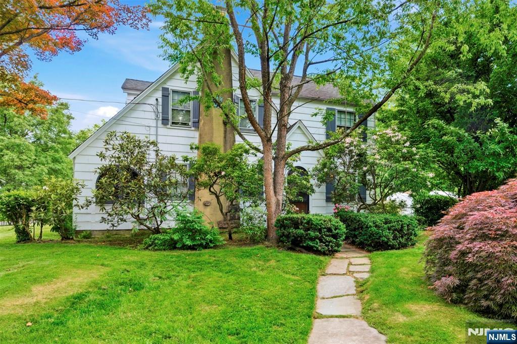 128 Meisel Avenue — photo 9