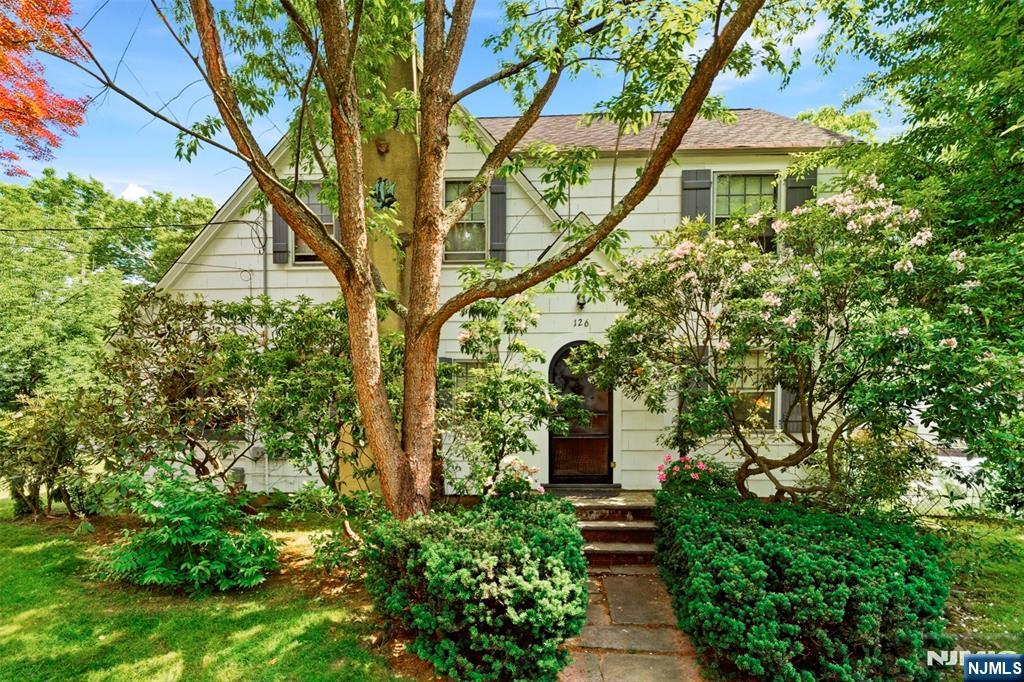 128 Meisel Avenue — photo 10