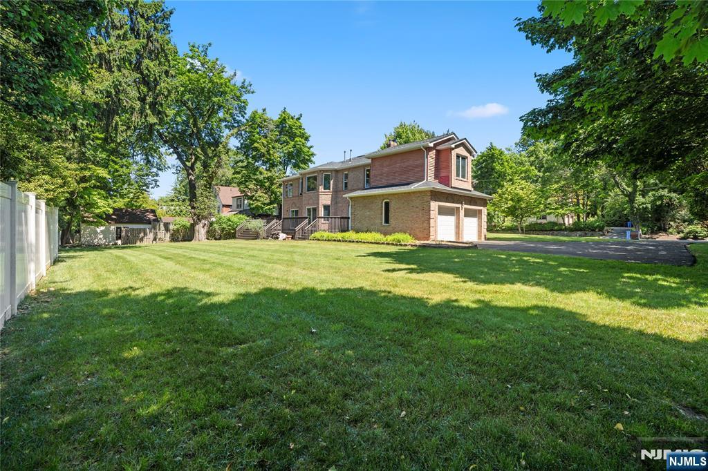 30 Creston Avenue — photo 48