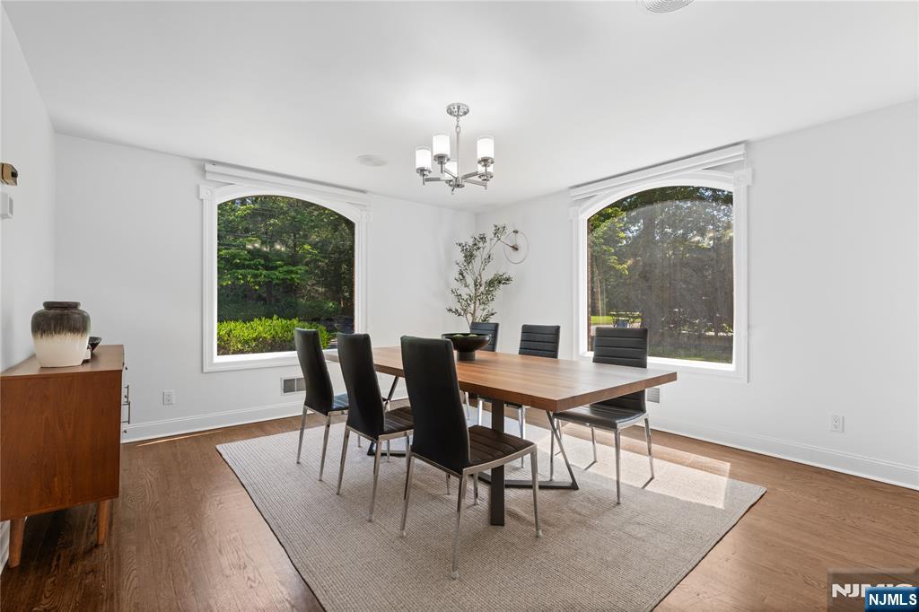 30 Creston Avenue — photo 10