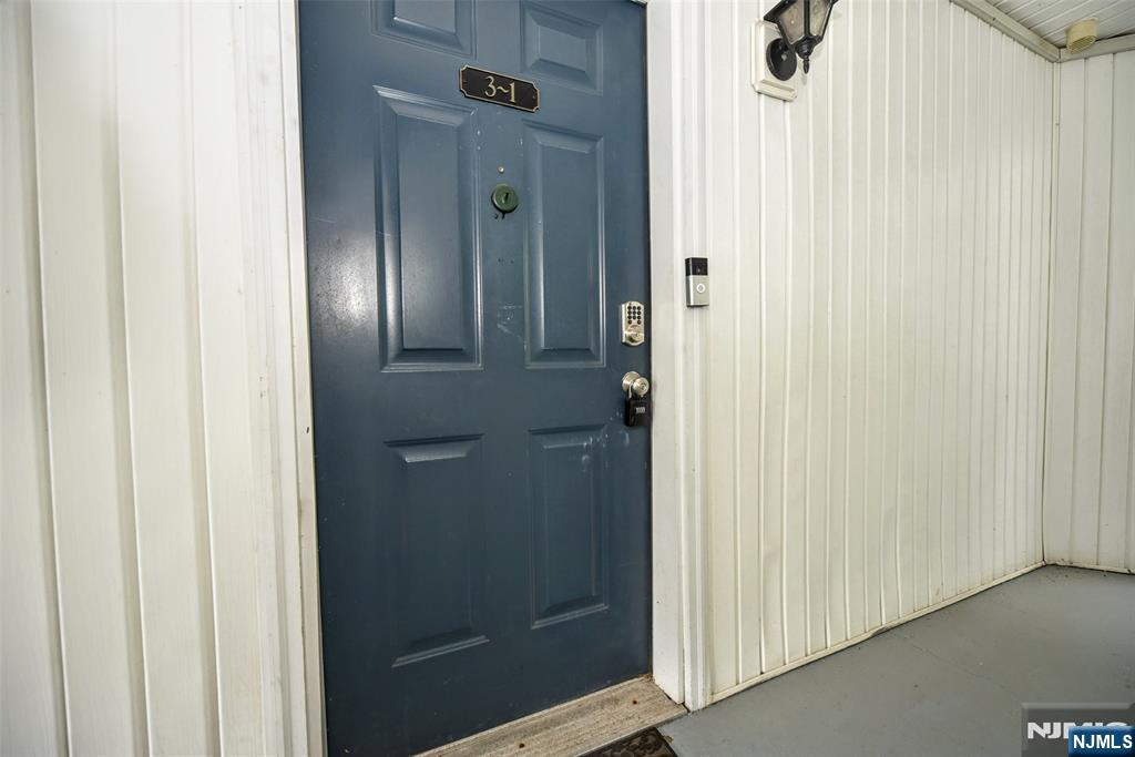 3-1 Vernon Court - Photo 3