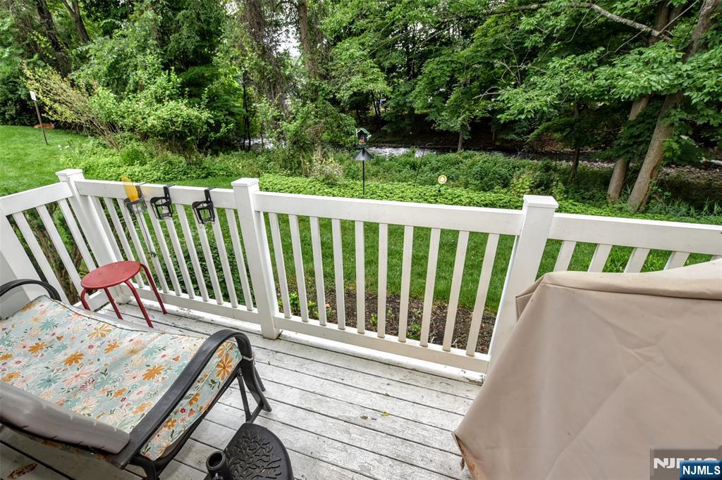 3-1 Vernon Court - Photo 5