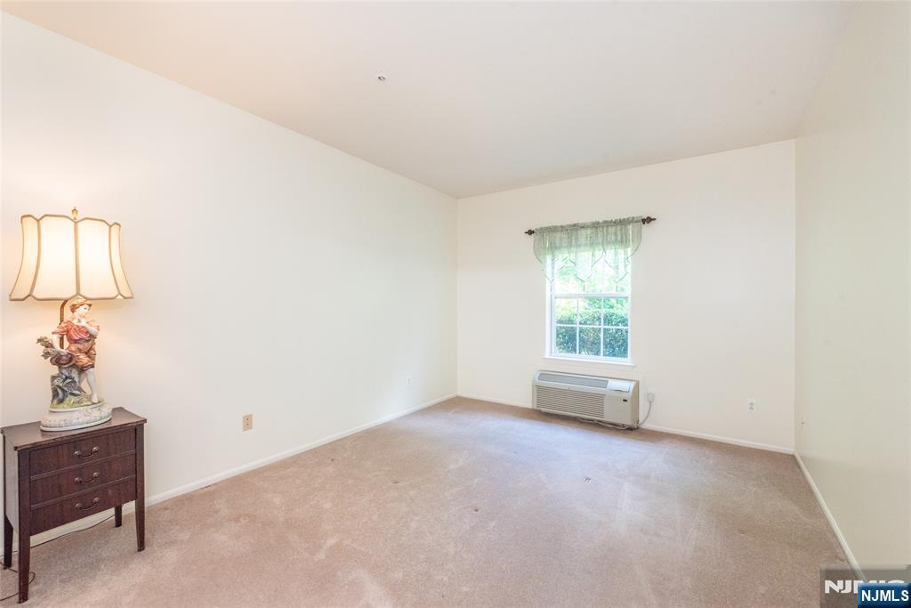 1101 Richmond Road #101