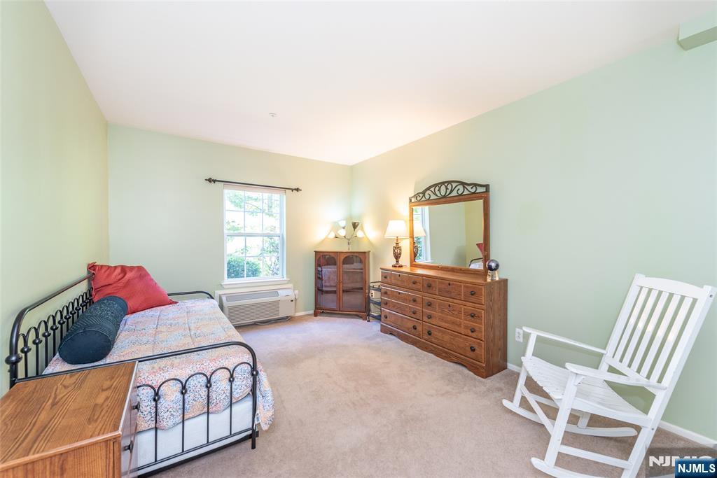 1101 Richmond Road #101