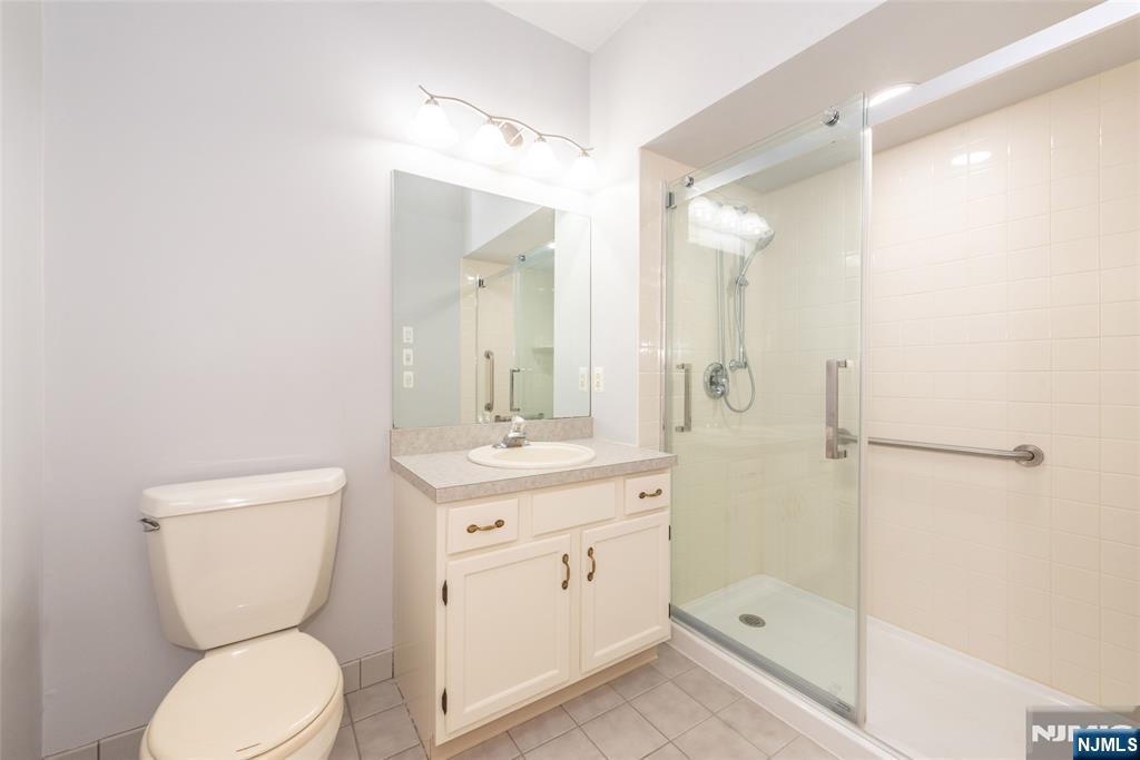 1101 Richmond Road #101