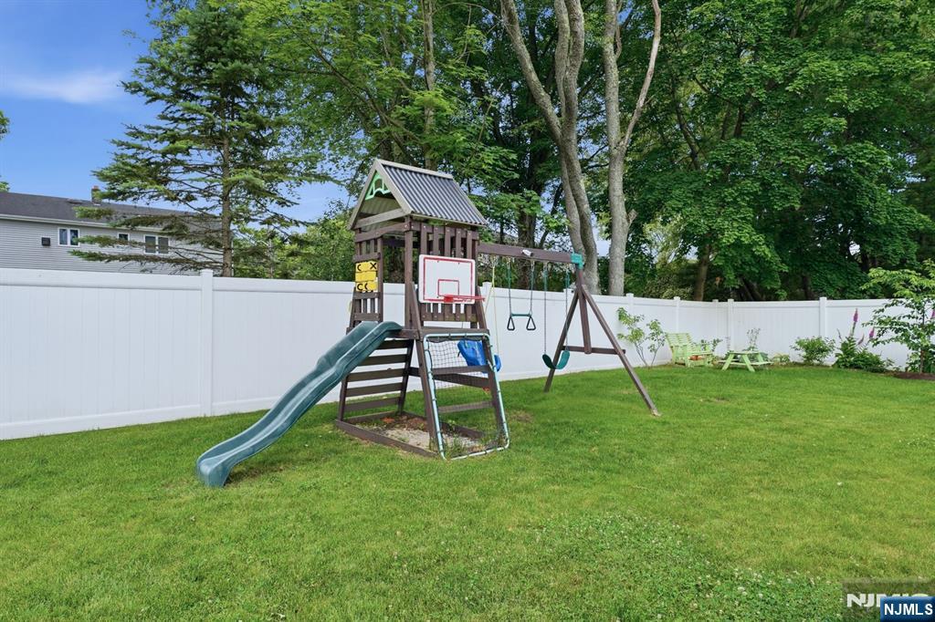 92 Blanch Avenue — photo 29
