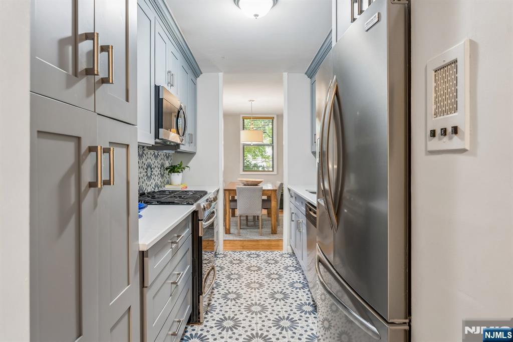 530 Valley Road C002V - Photo 5