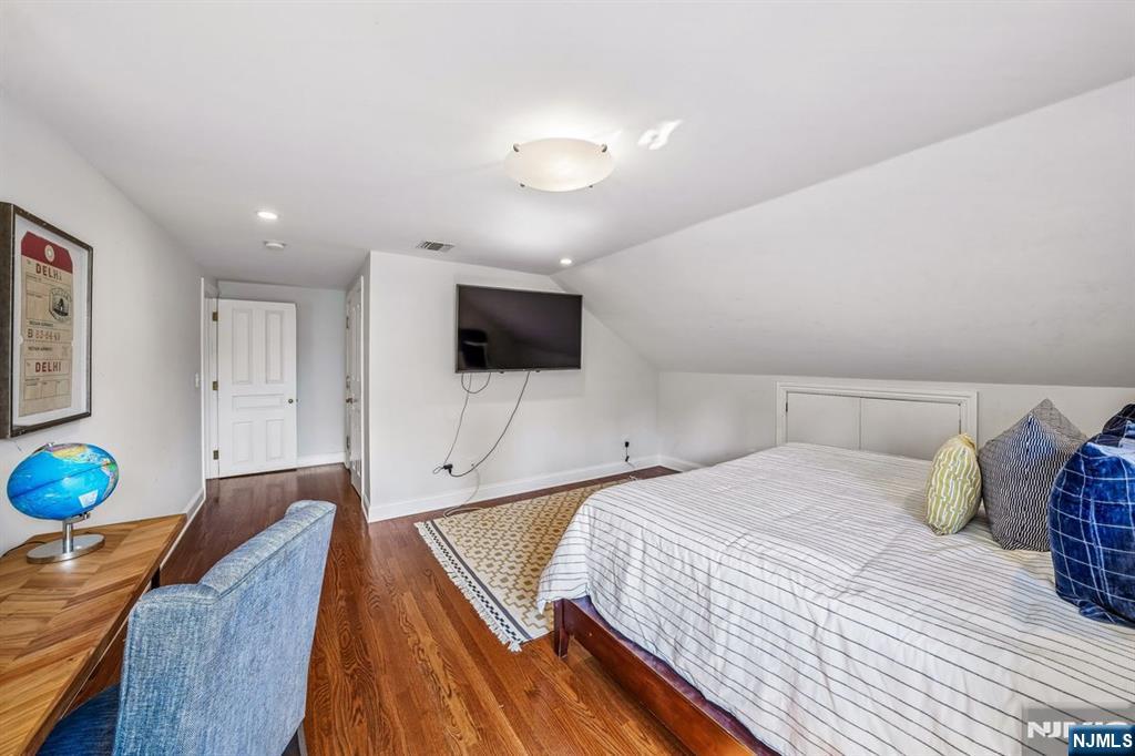 99 Gregory Avenue — photo 27