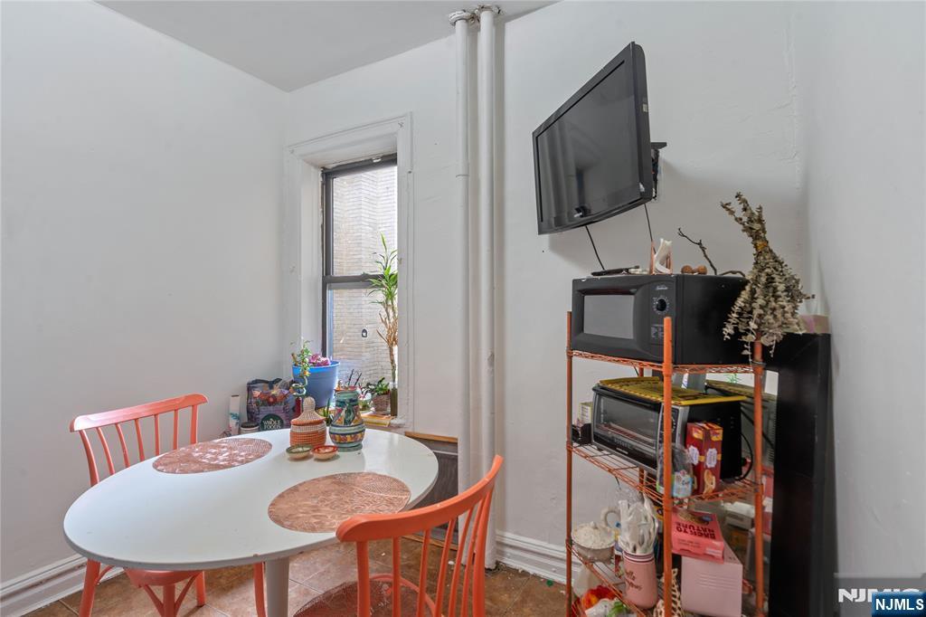 270 Harrison Avenue A-209 - Photo 5
