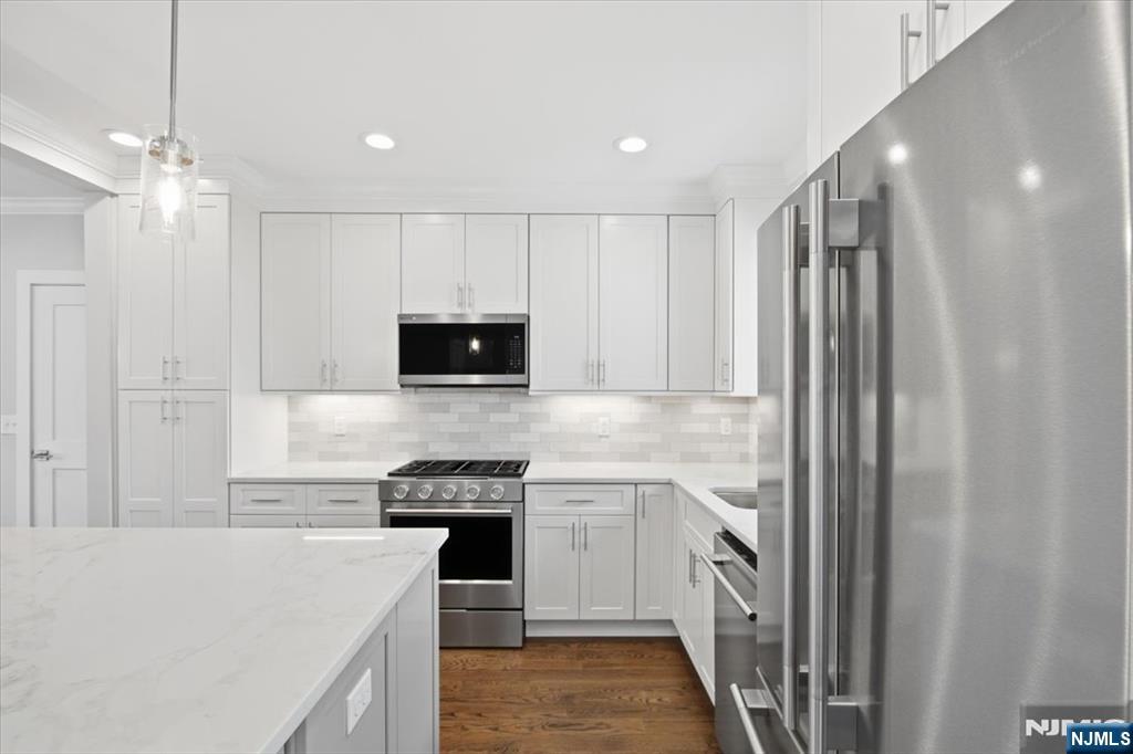 336 1st Street - Photo 4