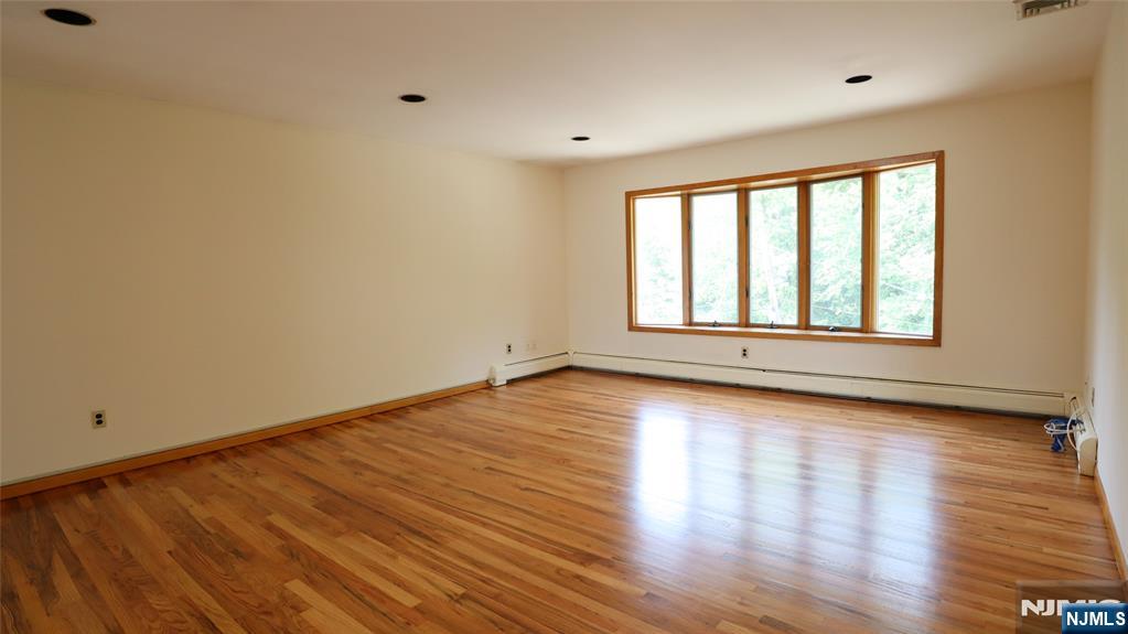 206 New York Avenue 2 - Photo 2