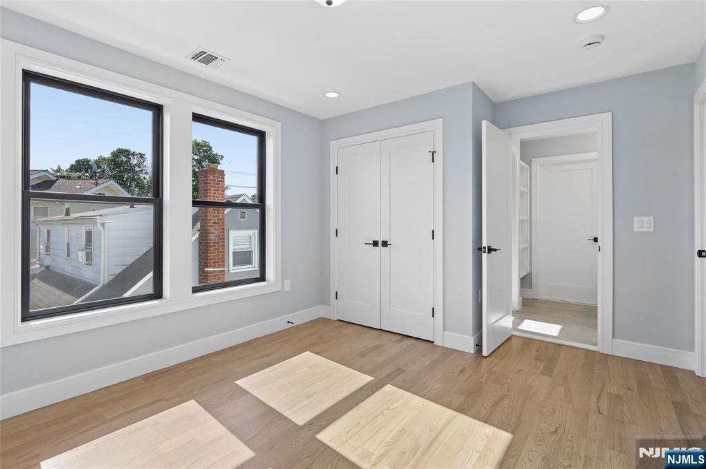 9 Cole Street — photo 32