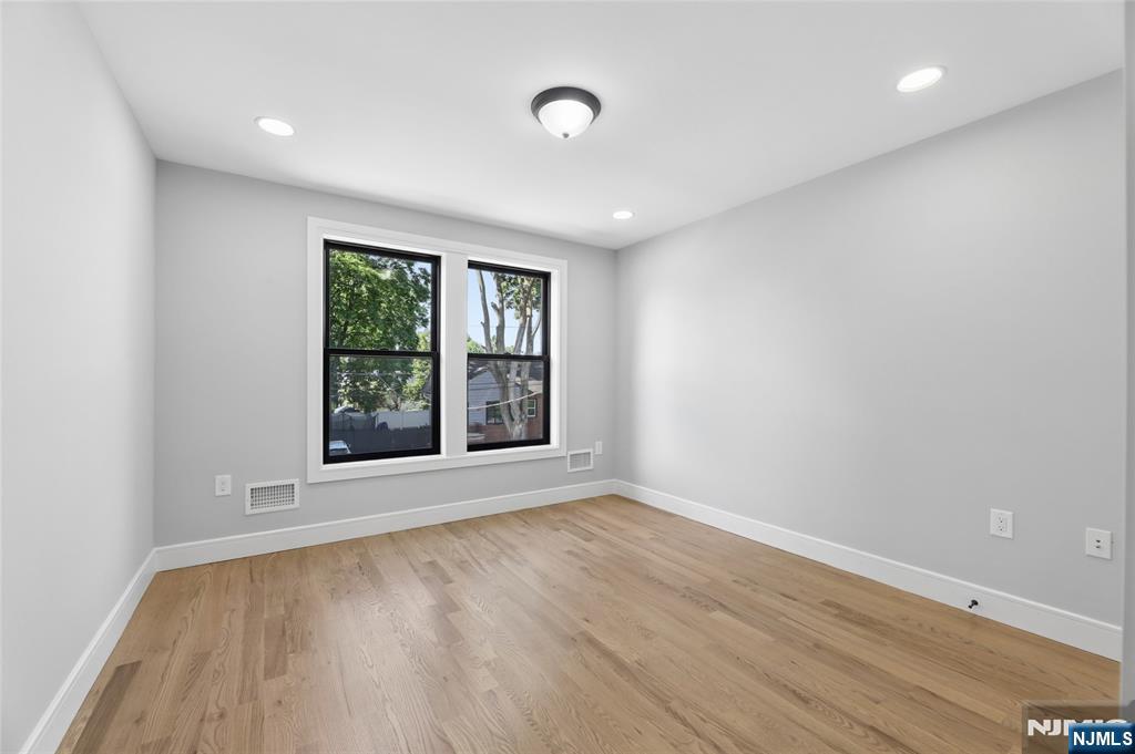 9 Cole Street — photo 41