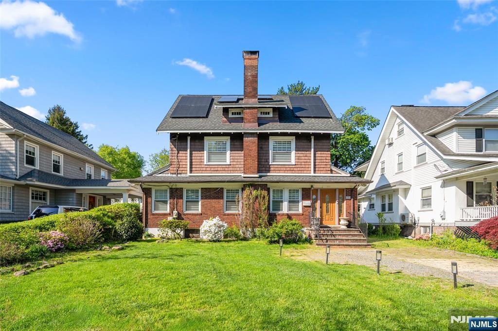 332 Allaire Avenue - Photo 3