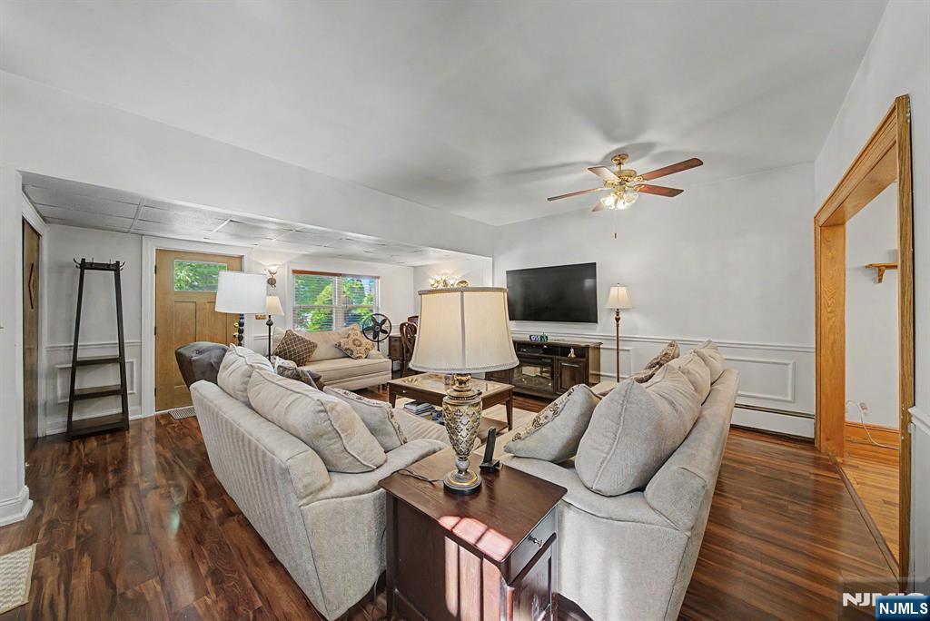 288 Maple Street - Photo 3