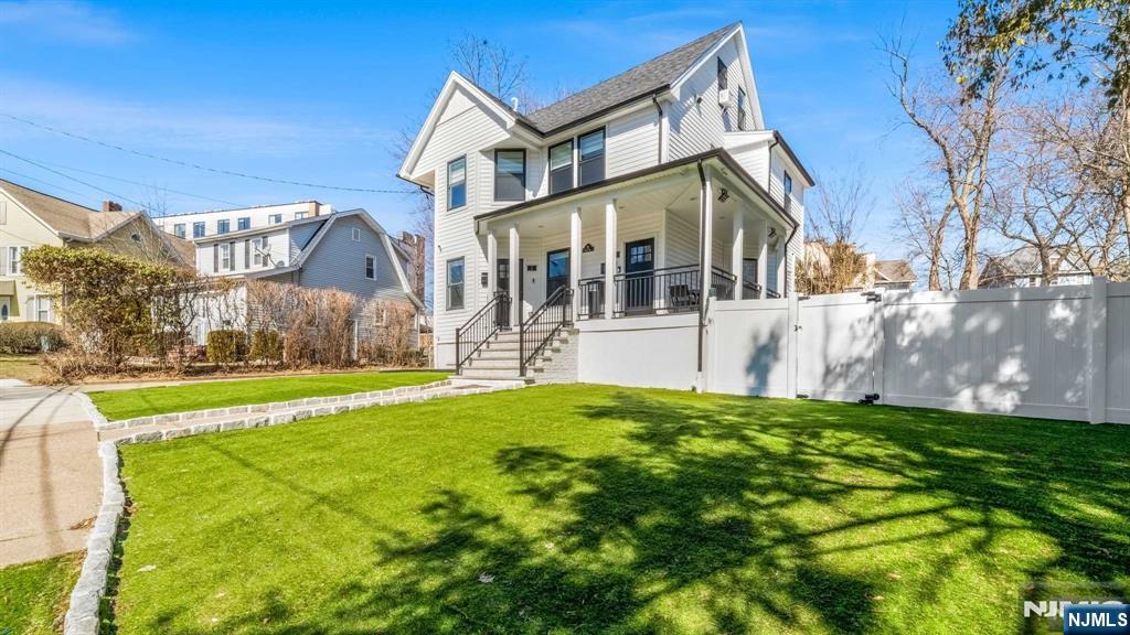21 Valley Avenue 2 - Photo 2