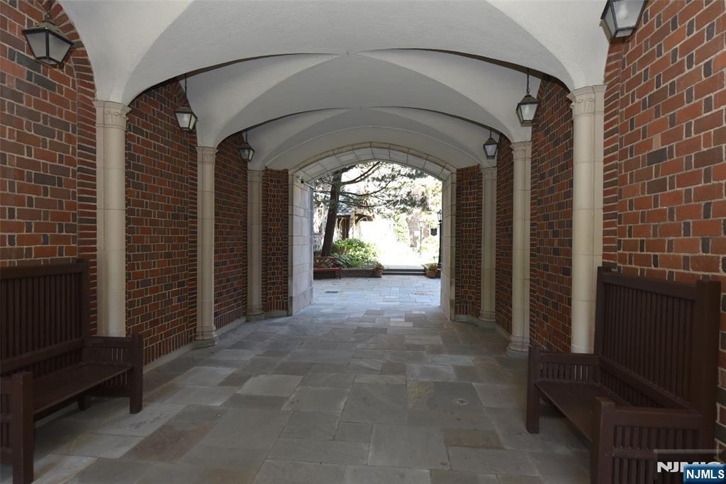 275 Engle Street H 1 - Photo 3
