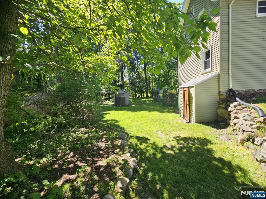 116 Railroad Avenue - Photo 4