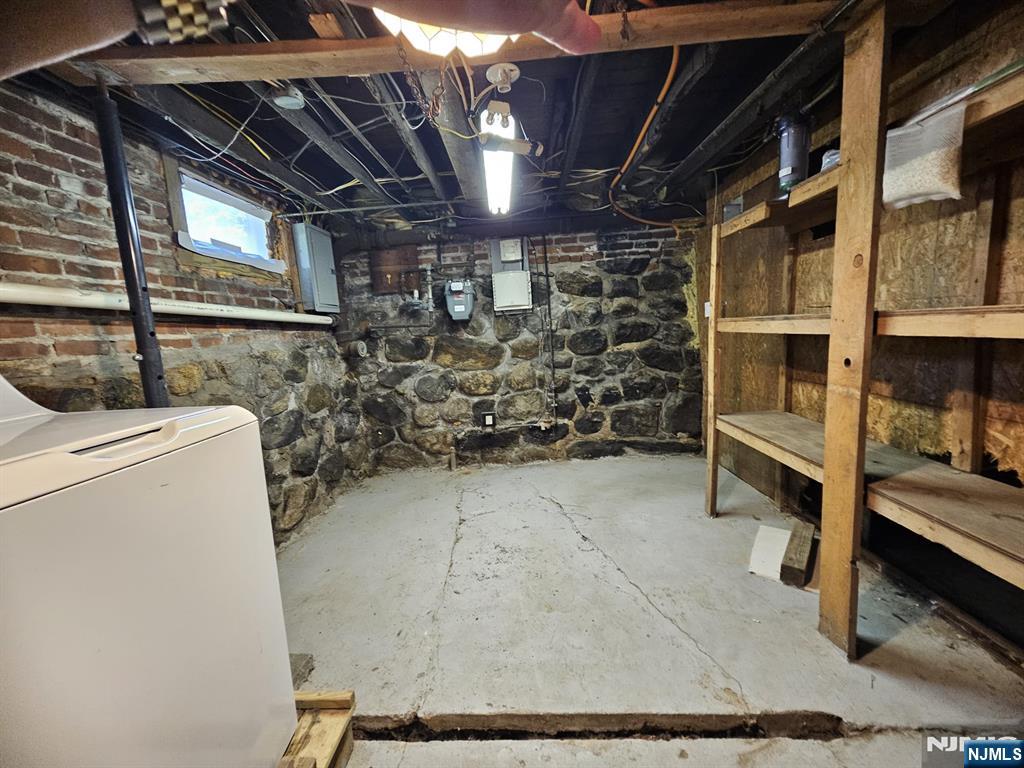 116 Railroad Ave, Mahwah, NJ 07430