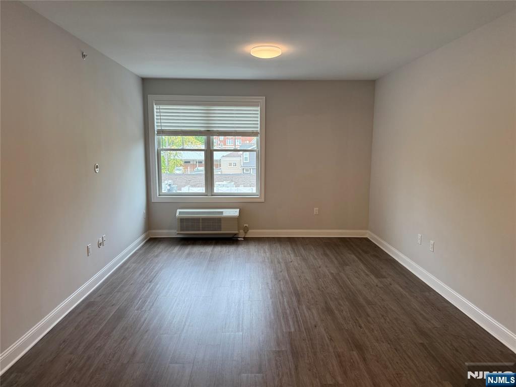 40 Park Avenue 301 - Photo 4