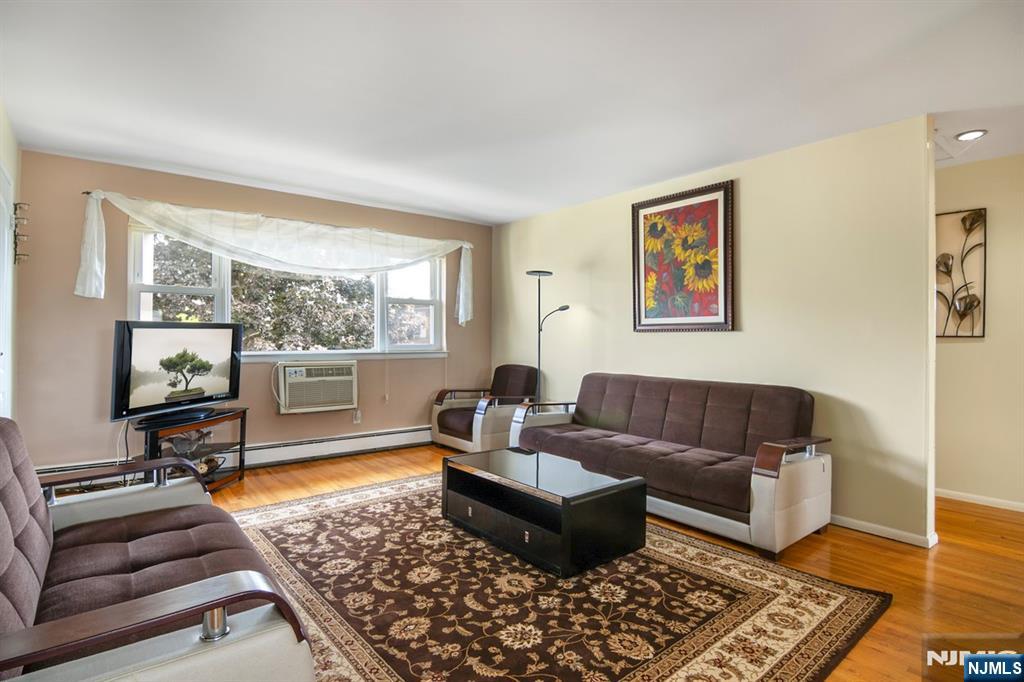 2-02 Virginia Dr #202B, Fair Lawn, NJ 07410