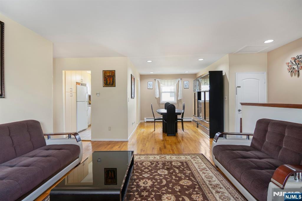 2-02 Virginia Dr #202B, Fair Lawn, NJ 07410