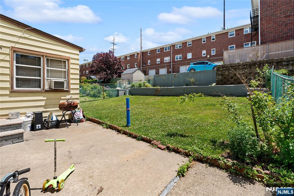 9114 Smith Avenue — photo 5